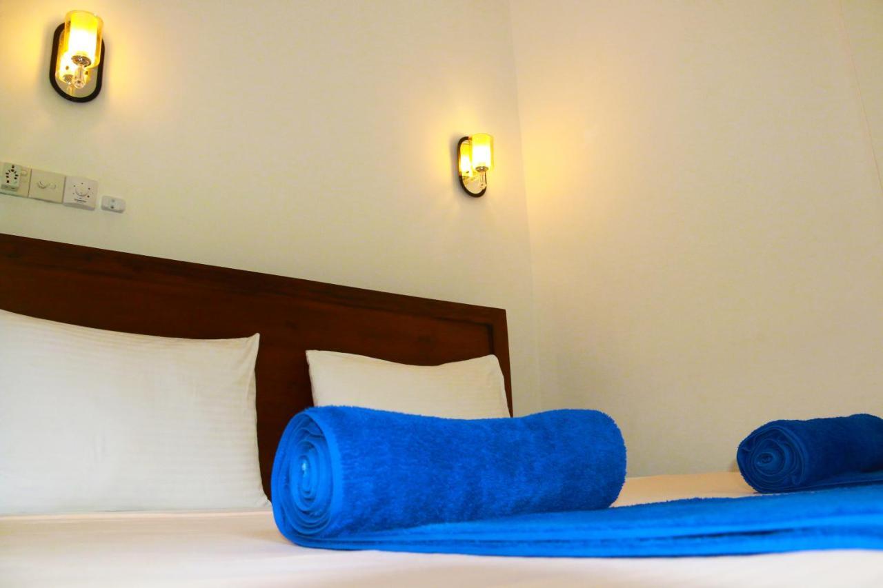 A&B Resort Negombo Kudapaduwa Exterior foto